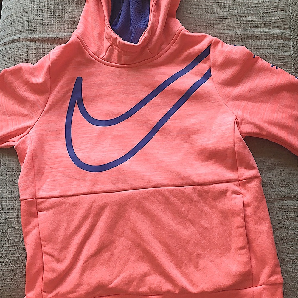 nike hoodie